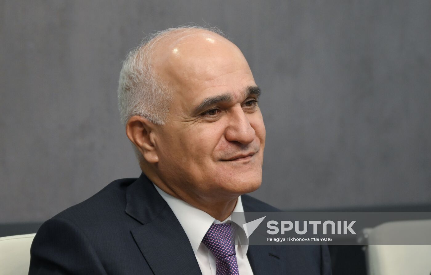 SPIEF-2025. Meeting of REC General Director V. Nikishina and Azerbaijan Deputy Prime Minister S. Mustafayev