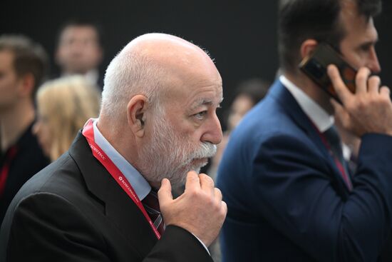 SPIEF-2025. Plenary Session. Guest Arrival