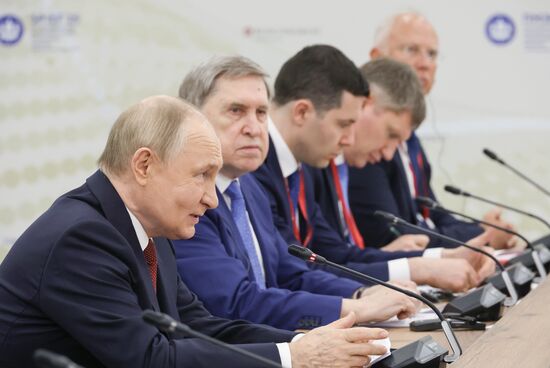Russia Bahrain