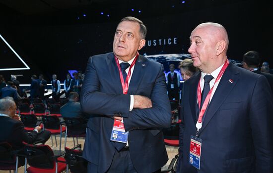 SPIEF-2025. Plenary Session. Guest Arrival