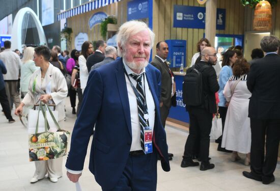 SPIEF-2025. Plenary Session. Guest Arrival