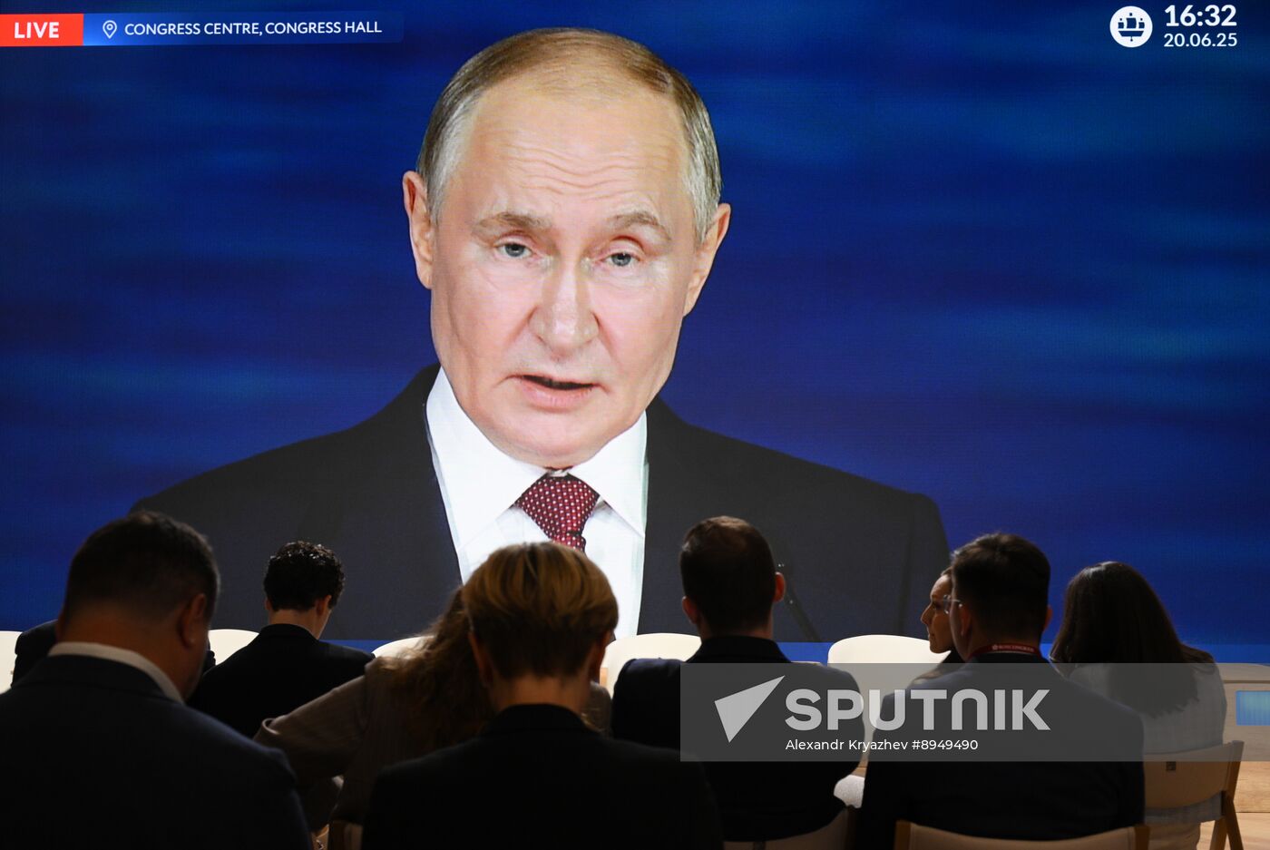 SPIEF-2024. Plenary Session Broadcast