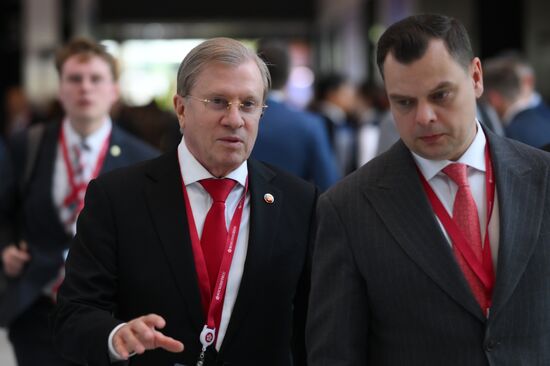 SPIEF-2025. Plenary Session. Guest Arrival