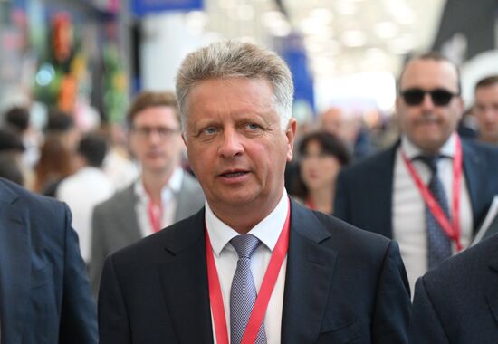 SPIEF-2025. Plenary Session. Guest Arrival