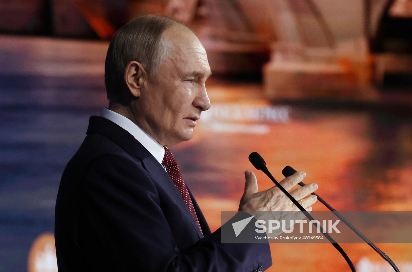 SPIEF-2025. Plenary Session