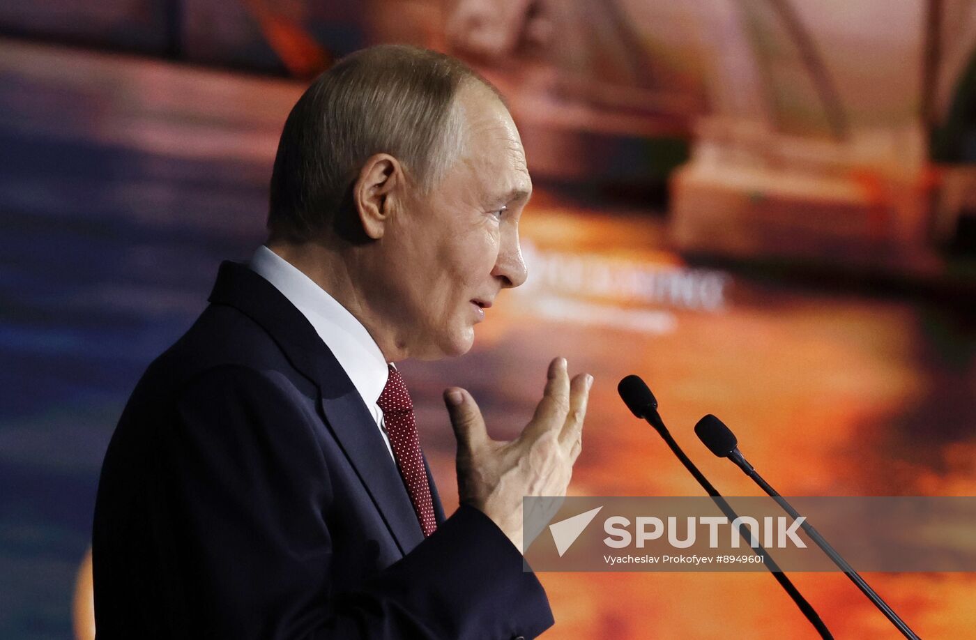 SPIEF-2025. Plenary Session