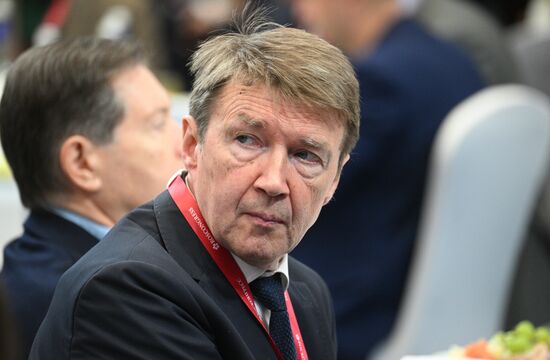 SPIEF-2025. Maturity of the IT Industry: From Internal Victories to International Technological Cooperation