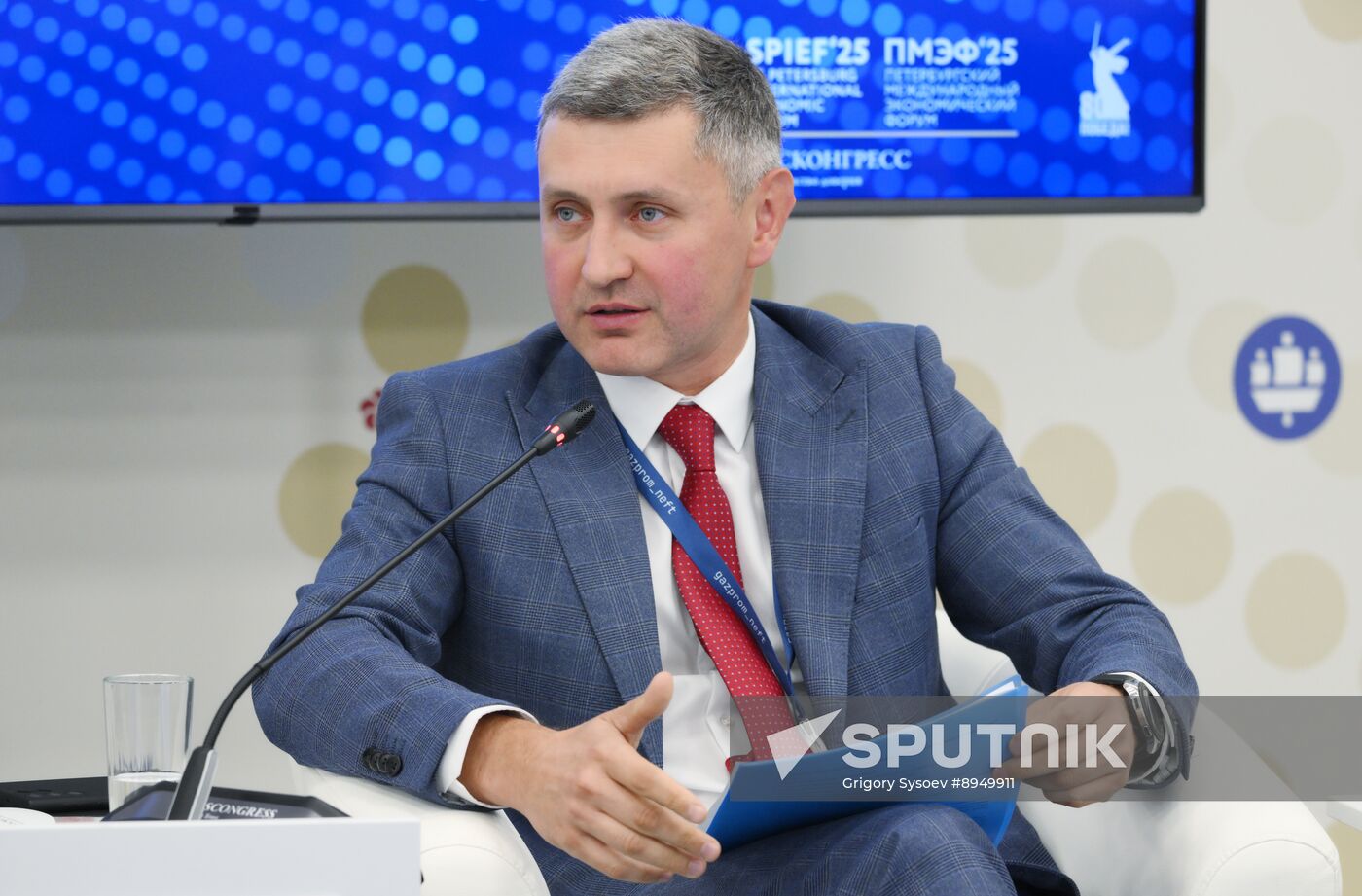 SPIEF-2025. Human Resources for Foreign Economic Activities: The Choice of a New Generation?