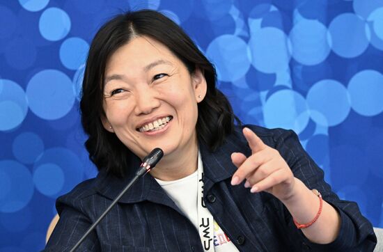 SPIEF-2025. Online Marketplaces as a Driver of Sustainable Economic Development in Russia’s Regions: Opportunities for Promoting Domestic Brands