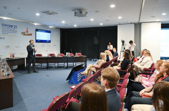 SPIEF-2025. A Masterclass in Cross-Cultural Negotiation: the Students Take on the Experts