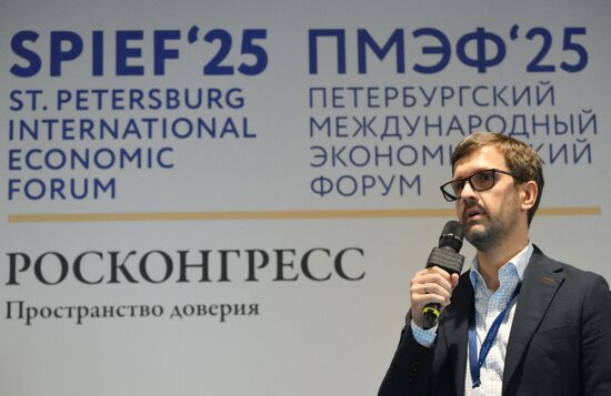 SPIEF-2025. A Masterclass in Cross-Cultural Negotiation: the Students Take on the Experts