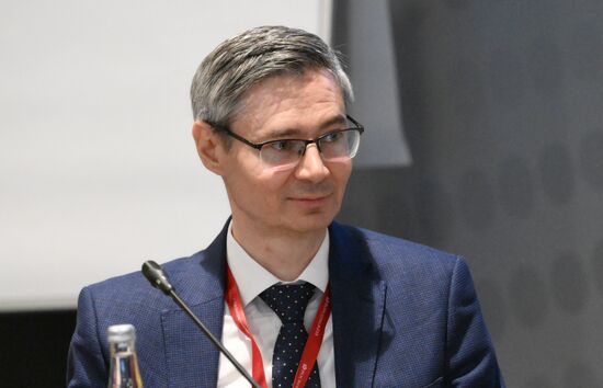SPIEF-2025. A Masterclass in Cross-Cultural Negotiation: the Students Take on the Experts