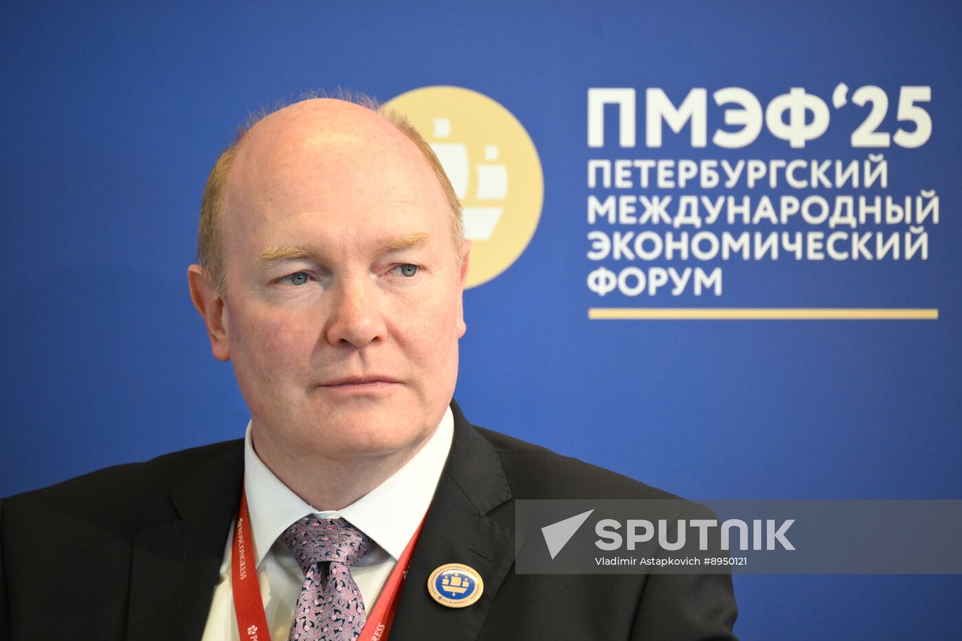 SPIEF-2025. Foresight 2100: Values, Opportunities, and Risks of Development of High-Tech and Artificial Intelligence in a Multipolar World