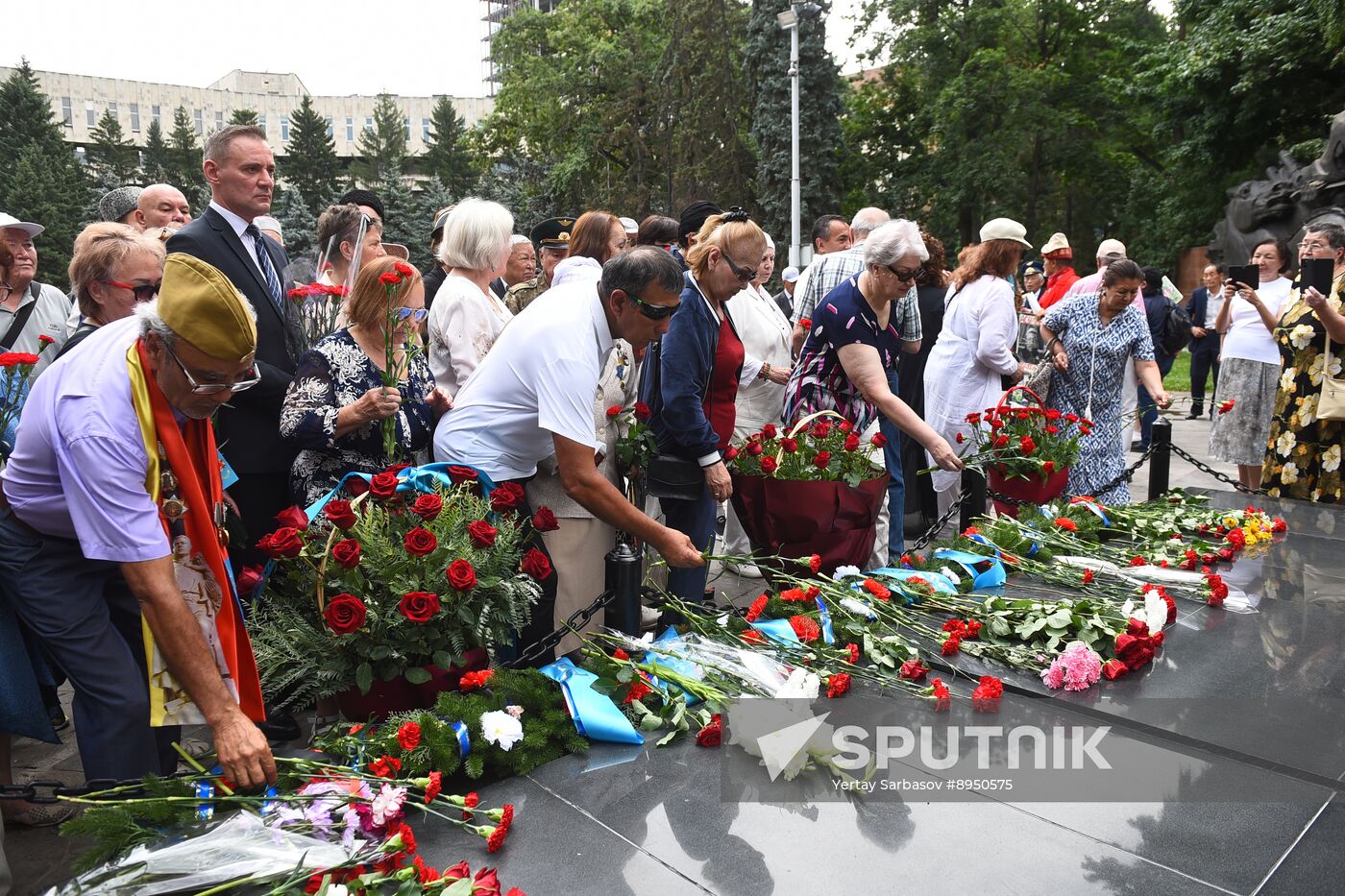 CIS WWII Memory and Sorrow Day