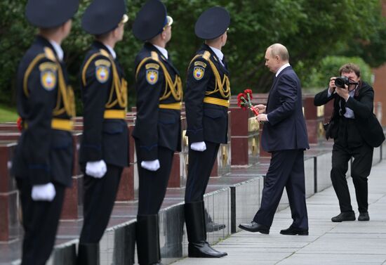 Russia Putin WWII Memory and Sorrow Day
