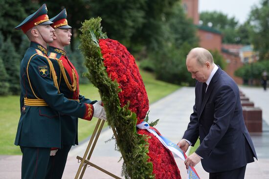 Russia Putin WWII Memory and Sorrow Day