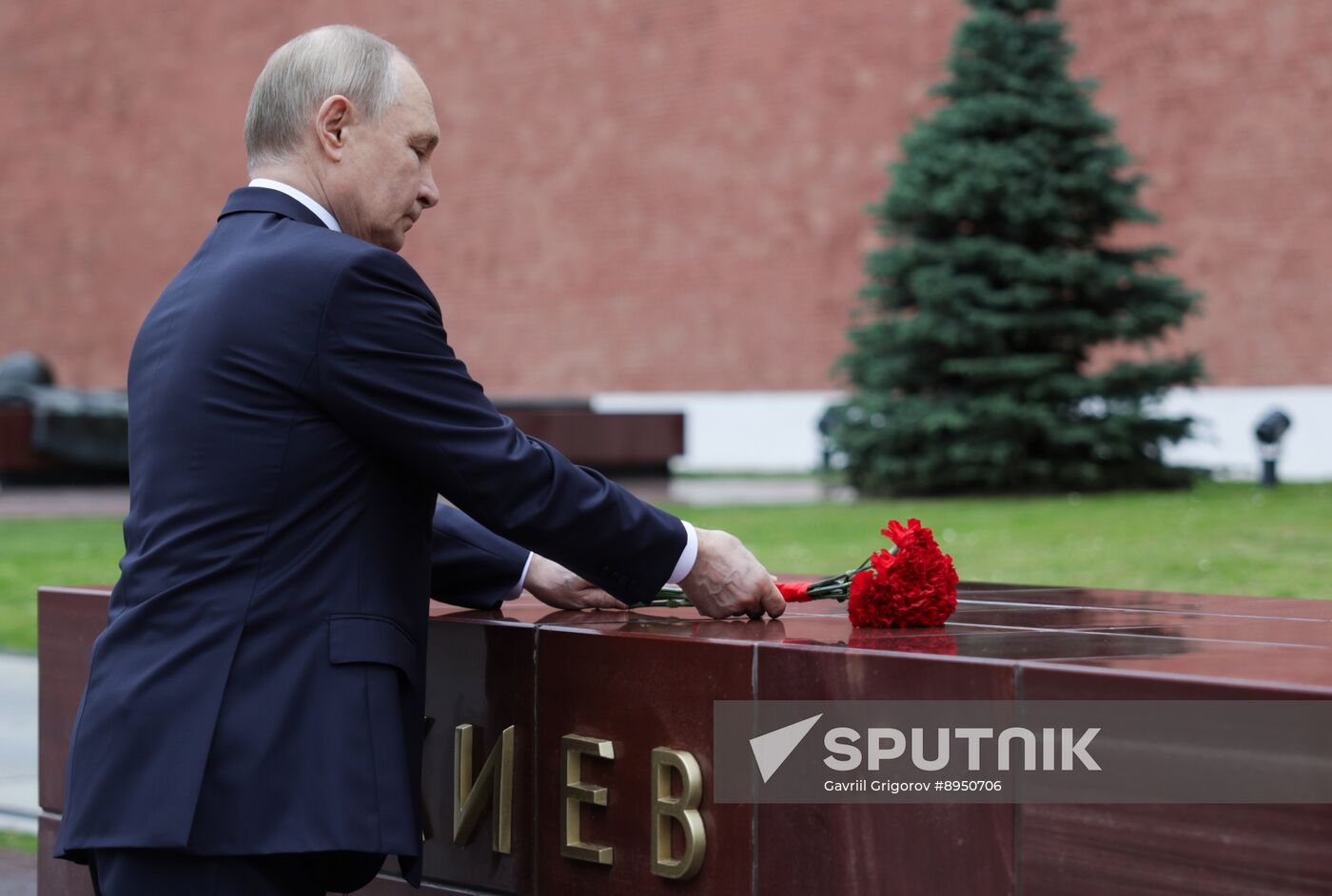Russia Putin WWII Memory and Sorrow Day