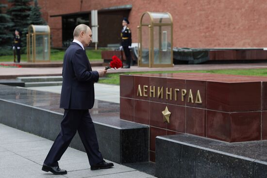 Russia Putin WWII Memory and Sorrow Day