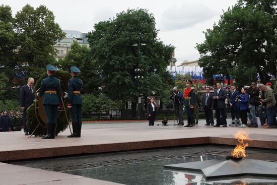 Russia Putin WWII Memory and Sorrow Day