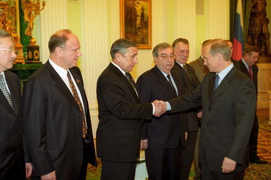 Vladimir Putin meets with leaders of State Duma's parliamentary parties in Kremlin