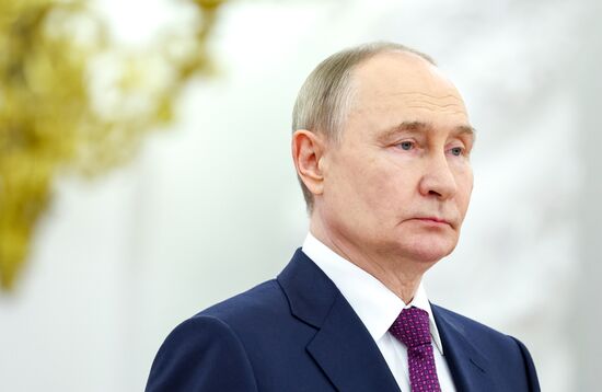 Russia Putin Higher Military Schools Graduates