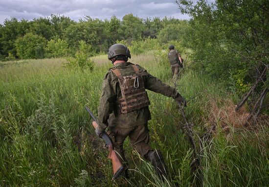 Russia Ukraine Military Operation Artillery Unit