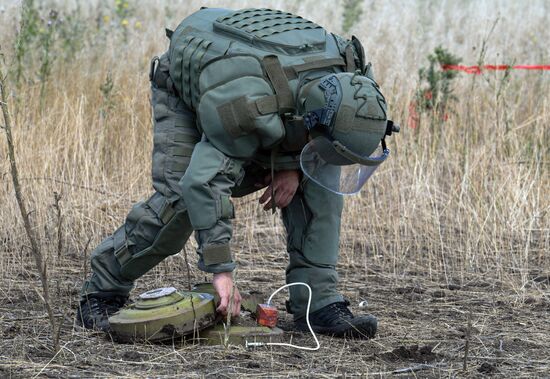 Russia Ukraine Military Operation Demining