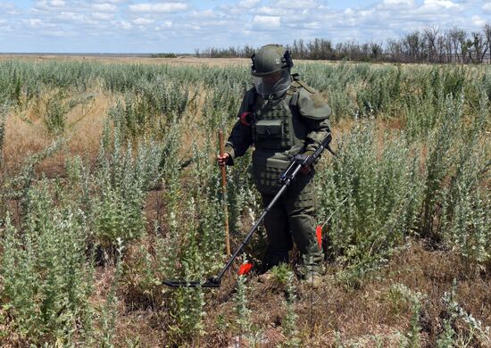 Russia Ukraine Military Operation Demining