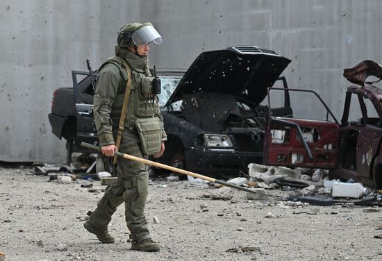 Russia Ukraine Military Operation Selidovo Demining