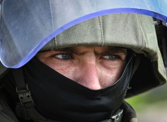 Russia Ukraine Military Operation Selidovo Demining