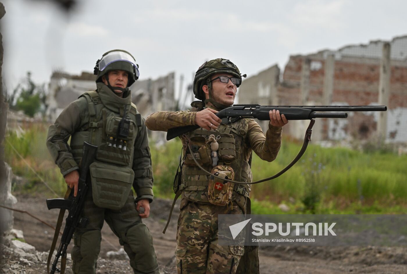 Russia Ukraine Military Operation Selidovo Demining