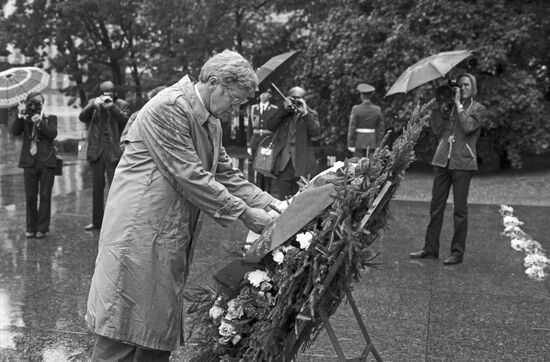 Danish parliament delegation visits USSR
