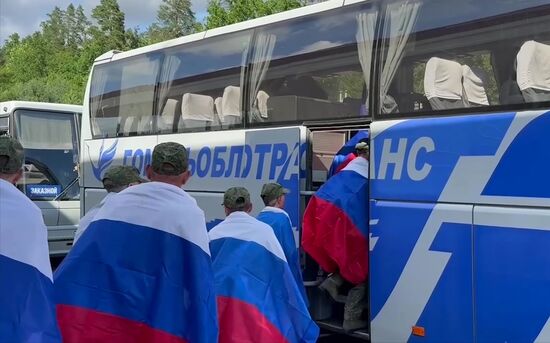 Russia Ukraine Military Operation POWs Exchange