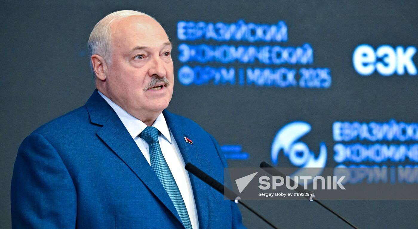 Belarus Putin Eurasian Economic Forum