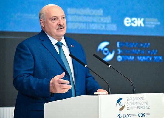 Belarus Putin Eurasian Economic Forum