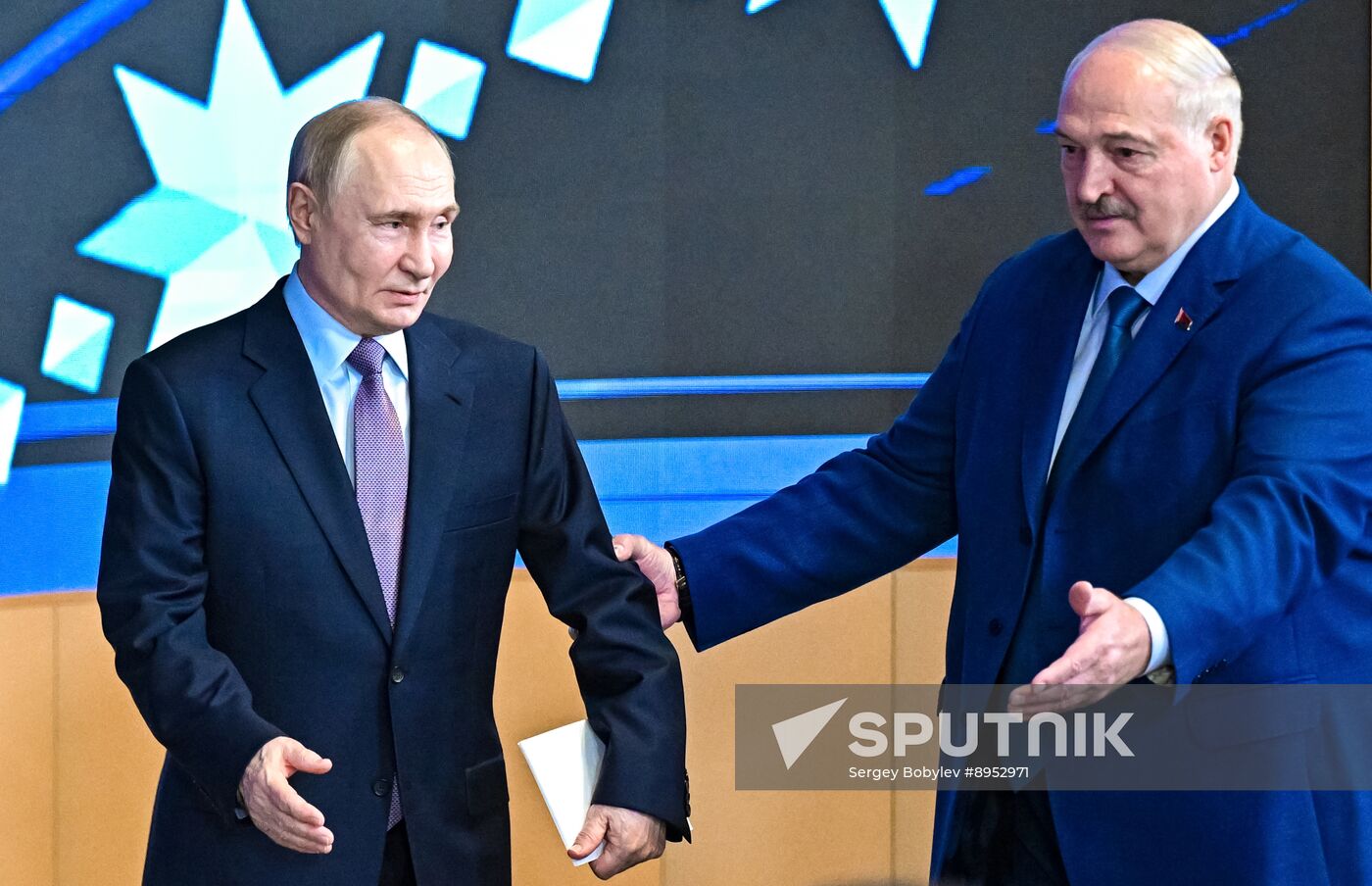 Belarus Putin Eurasian Economic Forum
