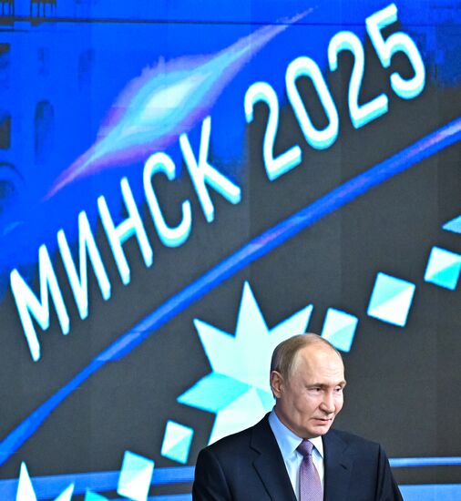 Belarus Putin Eurasian Economic Forum