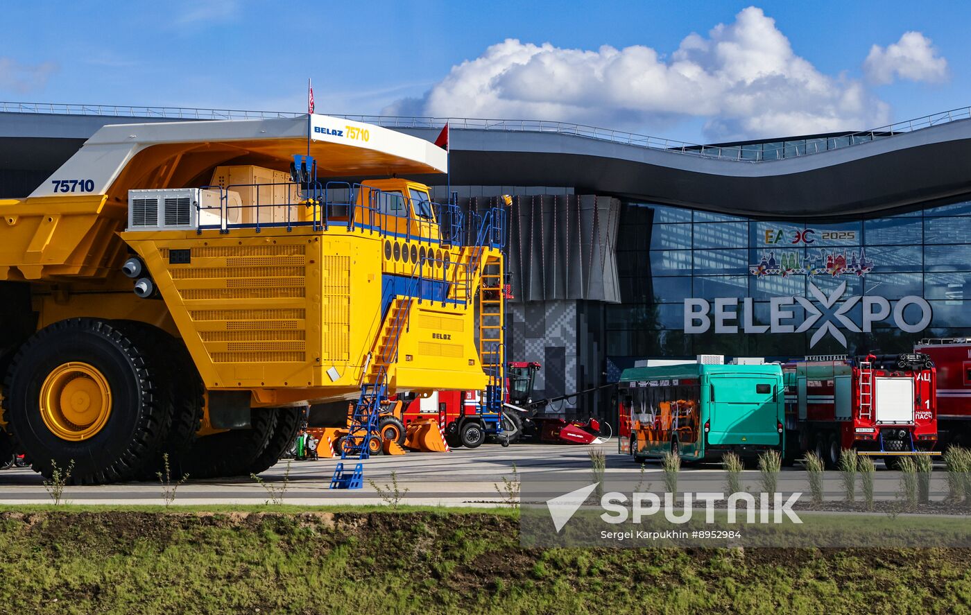 Belarus Putin Eurasian Economic Forum