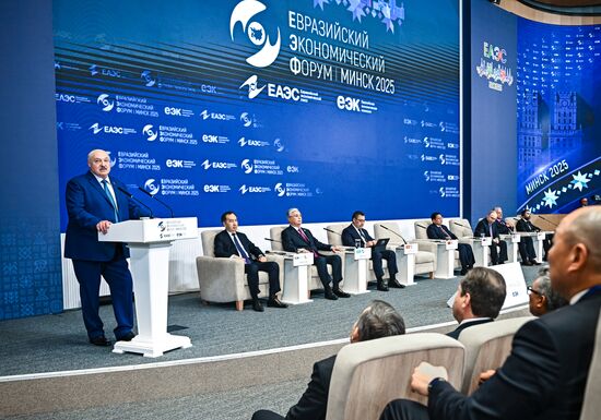 Belarus Putin Eurasian Economic Forum