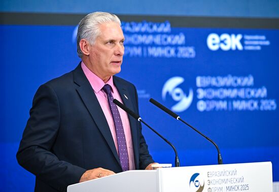 Belarus Putin Eurasian Economic Forum