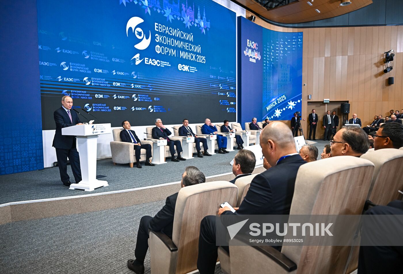 Belarus Putin Eurasian Economic Forum