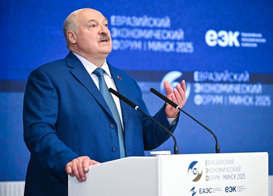 Belarus Putin Eurasian Economic Forum
