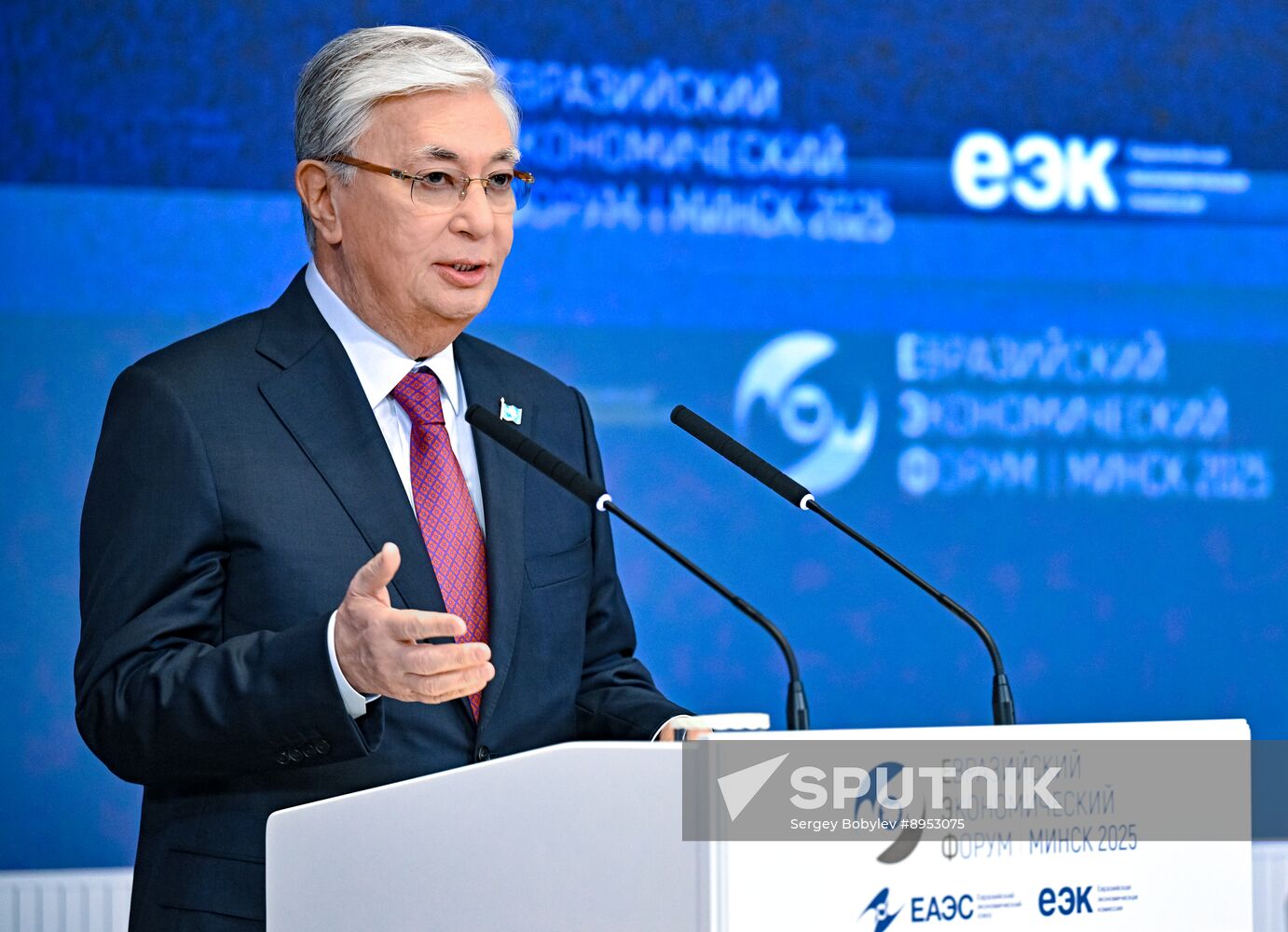 Belarus Putin Eurasian Economic Forum