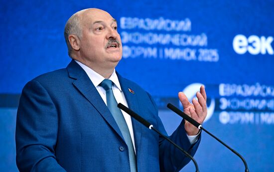 Belarus Putin Eurasian Economic Forum