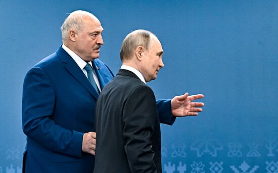 Belarus Putin Eurasian Economic Forum