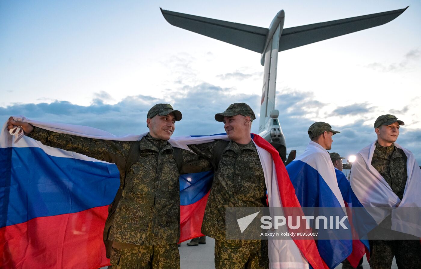 Russia Ukraine Military Operation POWs Exchange