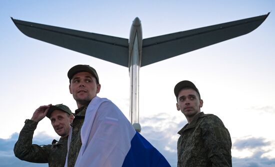 Russia Ukraine Military Operation POWs Exchange