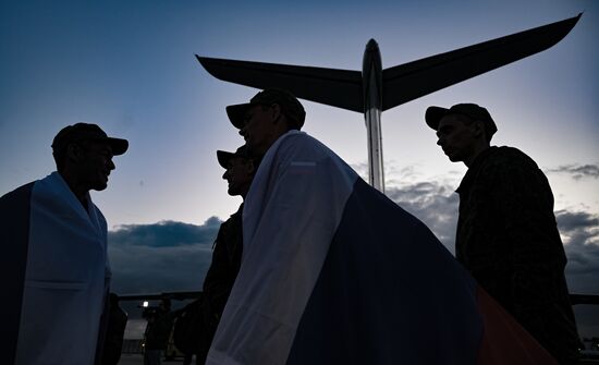 Russia Ukraine Military Operation POWs Exchange