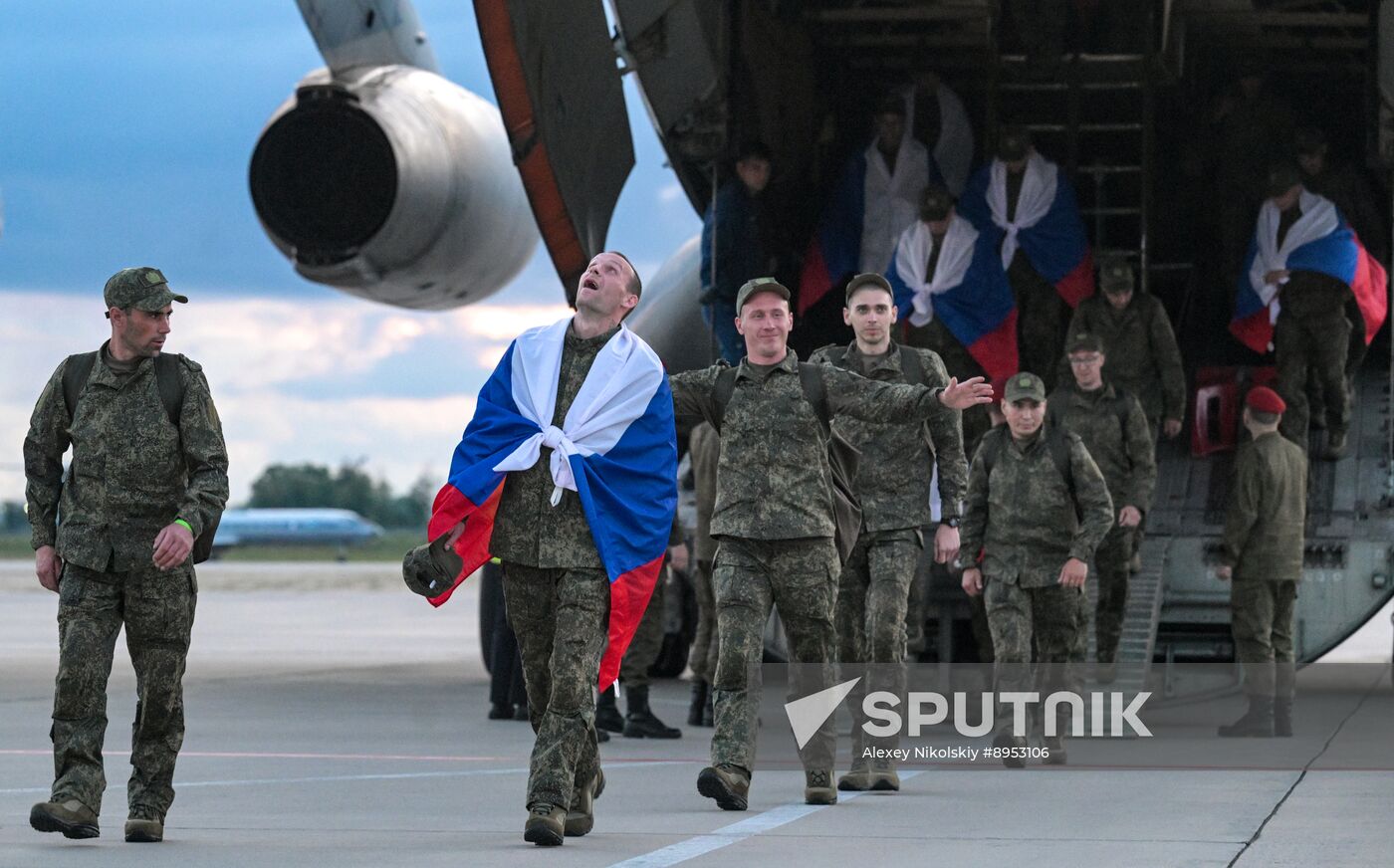 Russia Ukraine Military Operation POWs Exchange