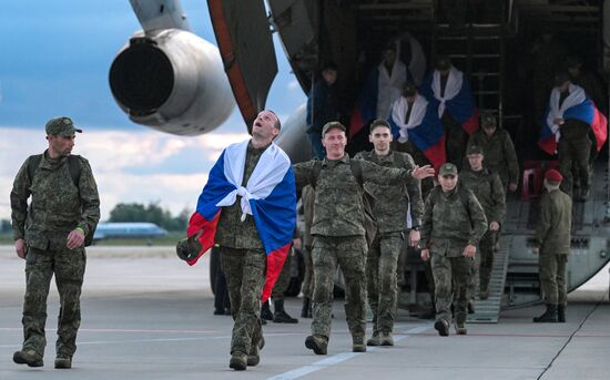 Russia Ukraine Military Operation POWs Exchange